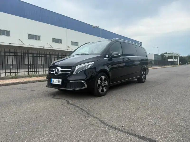 Mercedes-Benz V-Class 2021 V 260 L Long Wheelbase Premium Edition — миниатюра 1