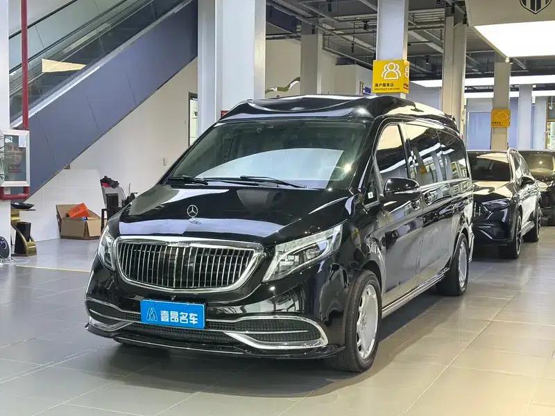 Mercedes-Benz V-Class 2018 V 260 L Premium Extended Edition (China VI Emission Standard) — миниатюра 1