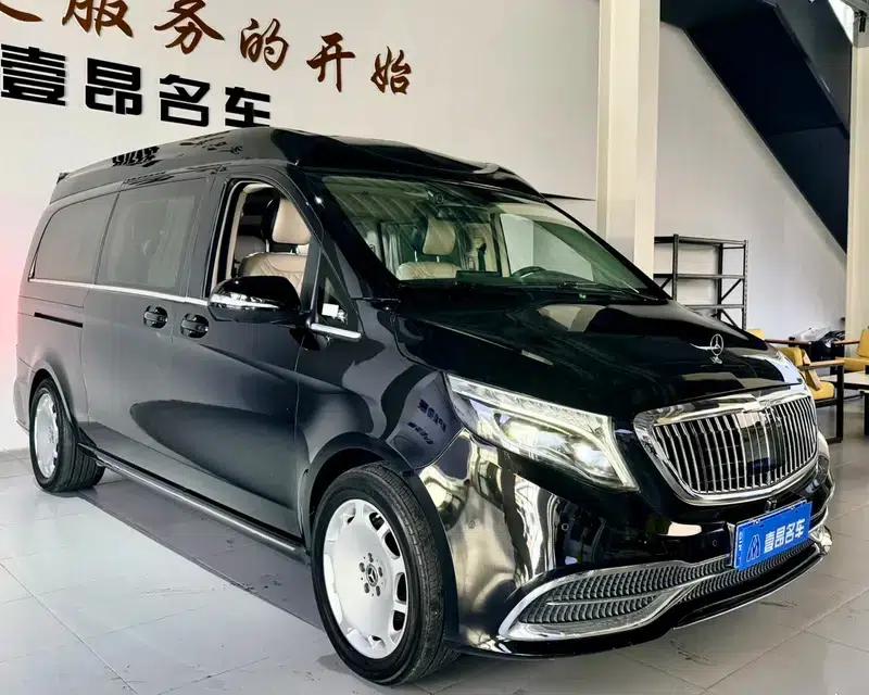 Mercedes-Benz V-Class 2018 V 260 L Premium Extended Edition (China VI Emission Standard) — миниатюра 3