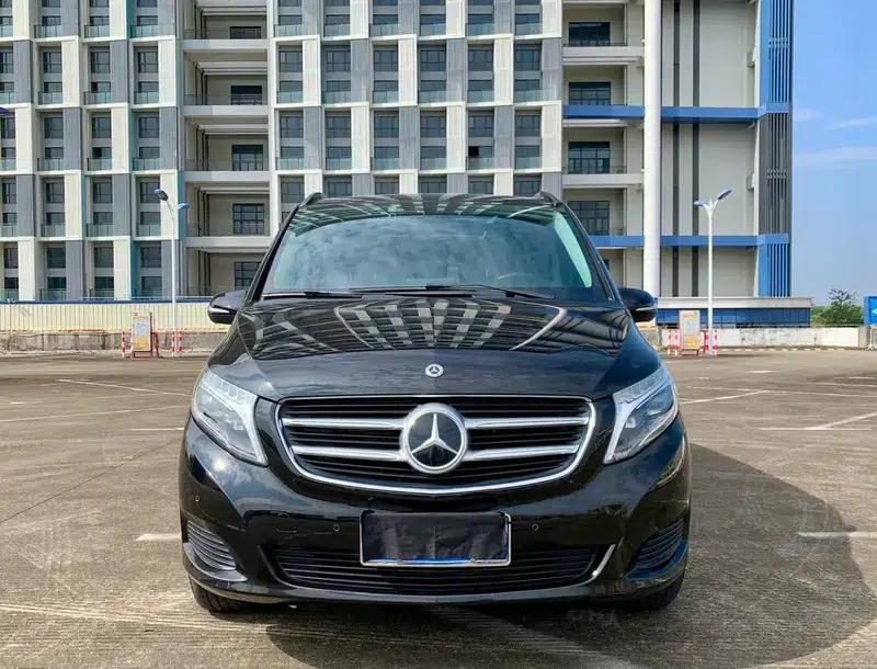 Mercedes-Benz V-Class 2017 V 260 Navigator Edition — миниатюра 2