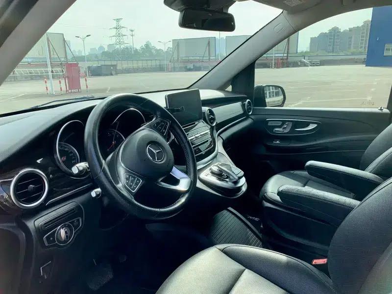 Mercedes-Benz V-Class 2017 V 260 Navigator Edition — миниатюра 11