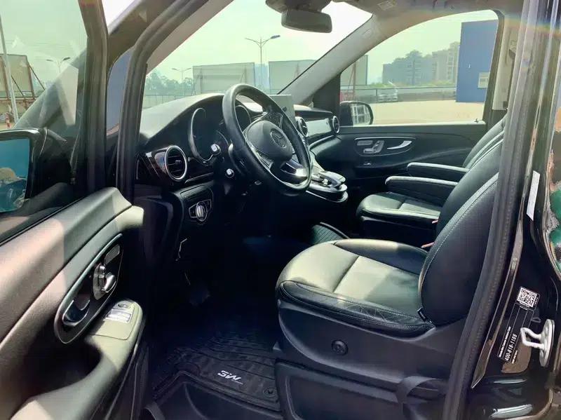 Mercedes-Benz V-Class 2017 V 260 Navigator Edition — миниатюра 12