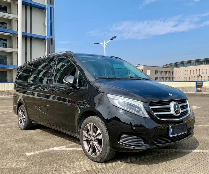 Mercedes-Benz V-Class 2017 V 260 Navigator Edition — миниатюра 3