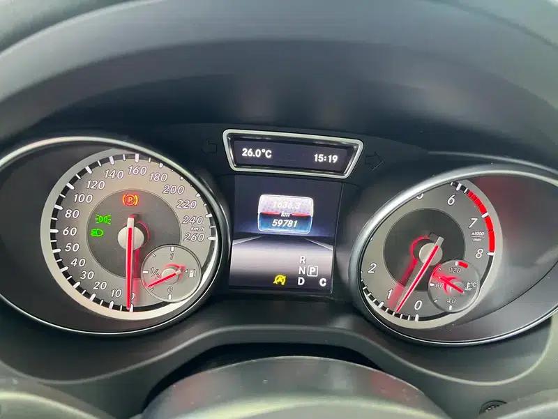 2016 Mercedes-Benz GLA 200 Dynamic — миниатюра 10