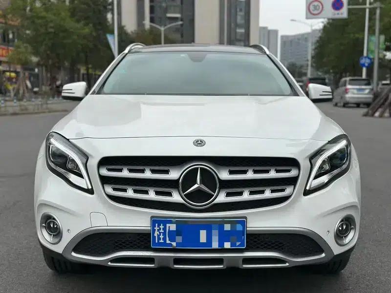 2017 Mercedes-Benz GLA 220 4MATIC Fashion Edition — миниатюра 2