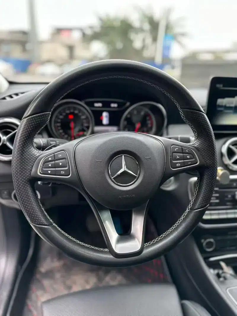 2017 Mercedes-Benz GLA 220 4MATIC Fashion Edition — миниатюра 7