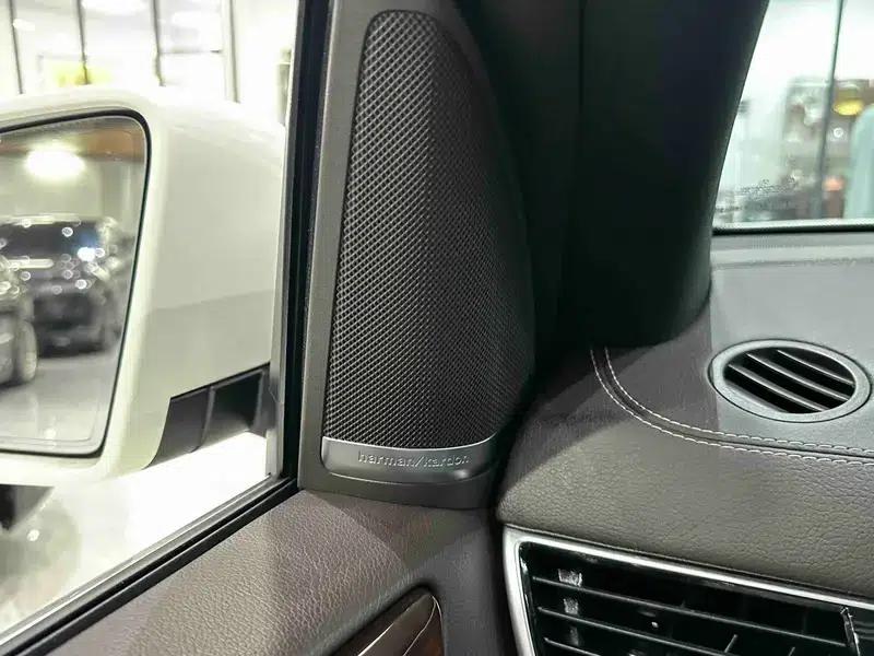 Mercedes-Benz GLS 2018 3.0T Automatic 4WD 7-Seater (Parallel Import) — миниатюра 13