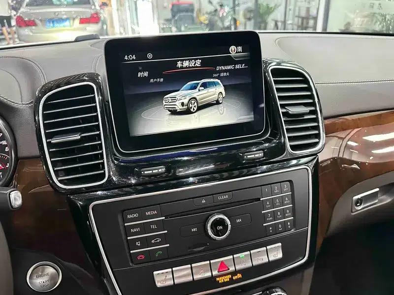 Mercedes-Benz GLS 2018 3.0T Automatic 4WD 7-Seater (Parallel Import) — миниатюра 14