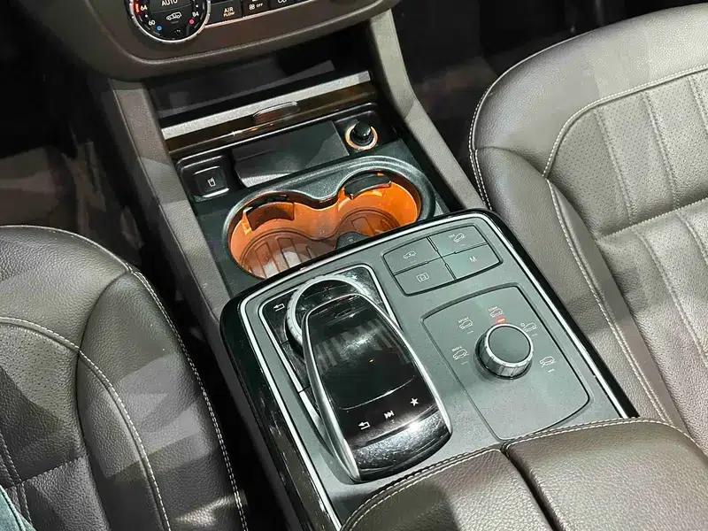 Mercedes-Benz GLS 2018 3.0T Automatic 4WD 7-Seater (Parallel Import) — миниатюра 18