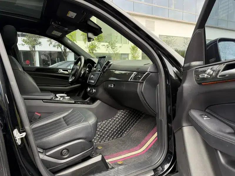 Mercedes-Benz GLS 2017 3.0T Automatic 4WD 7-Seater (Parallel Import) — миниатюра 14