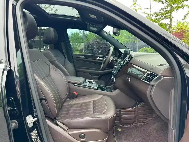 Mercedes-Benz GLS 2017 3.0T Automatic 4WD 7-Seater — миниатюра 15