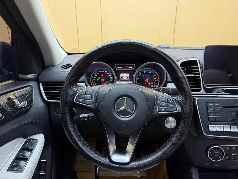 Mercedes-Benz GLS 2017 4.7T Automatic 4WD 7-Seater (Parallel Import) — миниатюра 11