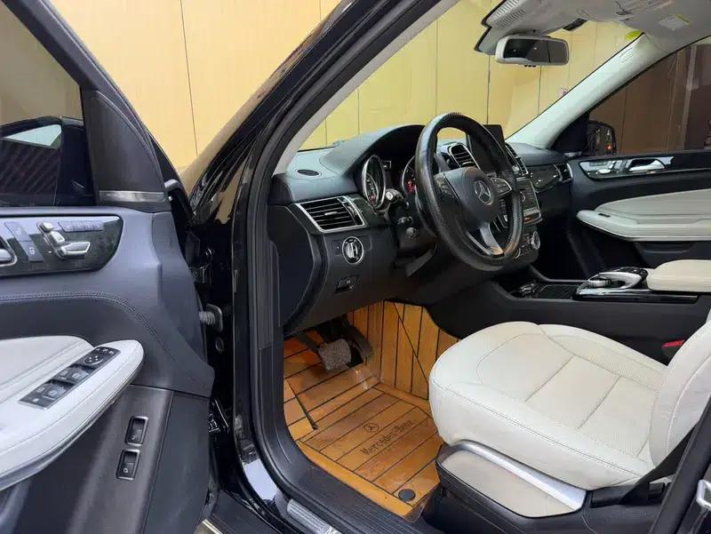 Mercedes-Benz GLS 2017 4.7T Automatic 4WD 7-Seater (Parallel Import) — миниатюра 13