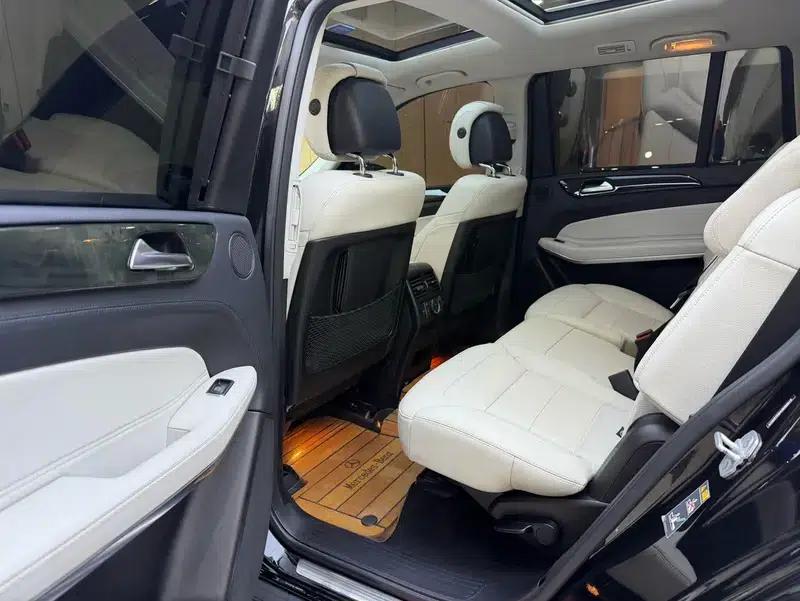 Mercedes-Benz GLS 2017 4.7T Automatic 4WD 7-Seater (Parallel Import) — миниатюра 14