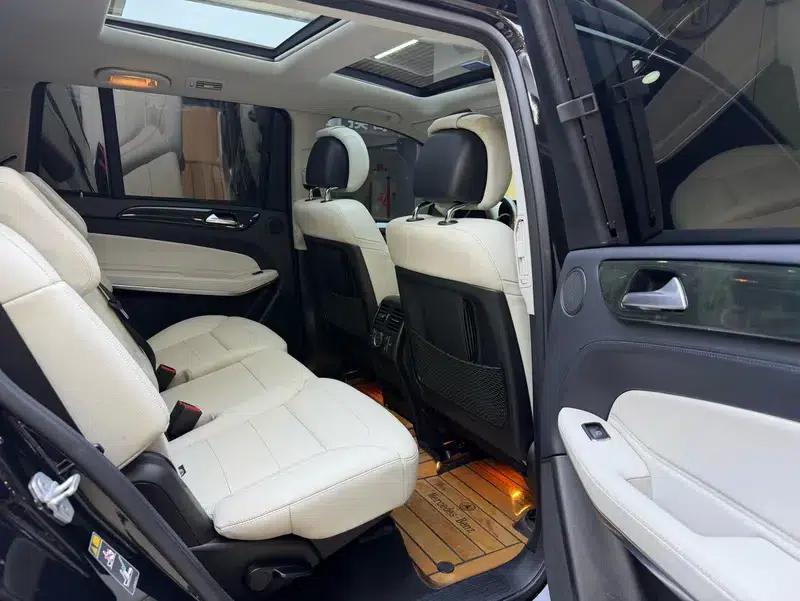 Mercedes-Benz GLS 2017 4.7T Automatic 4WD 7-Seater (Parallel Import) — миниатюра 17