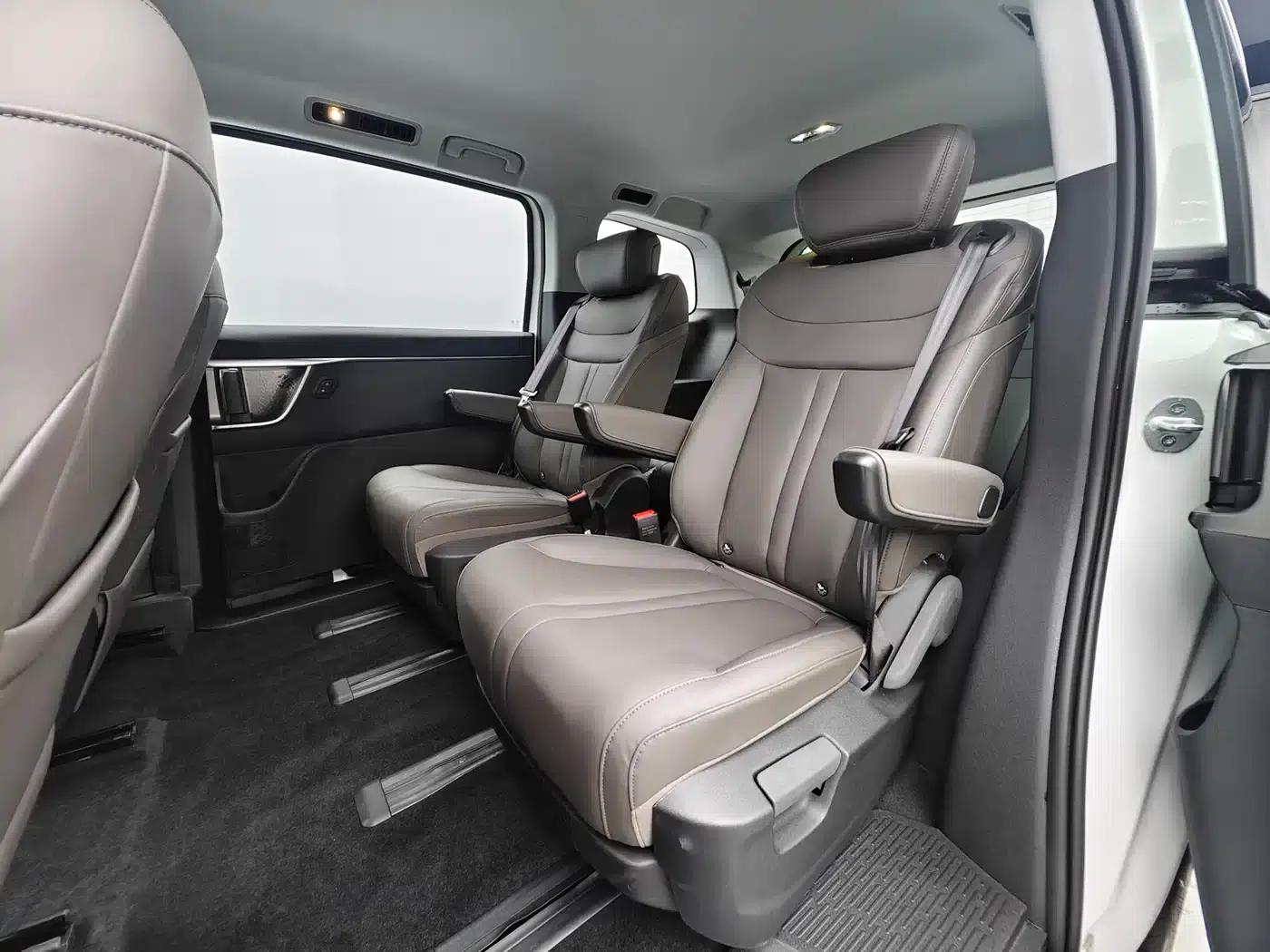 Everyone 7 2024 Facelift Super Hybrid Long Range Enjoy Edition — миниатюра 17