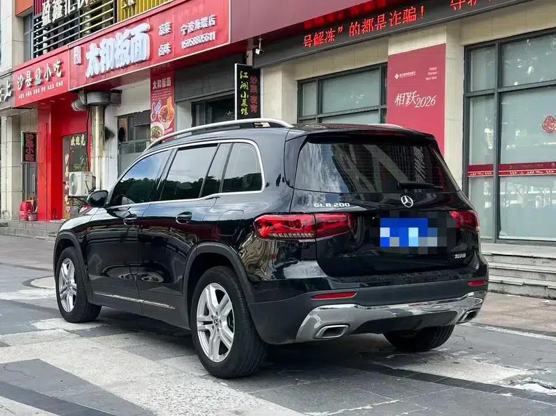 2023 Mercedes-Benz GLB 200 Dynamic — миниатюра 4