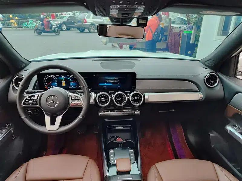 2021 Mercedes-Benz GLB 180 Fashion Edition — миниатюра 7