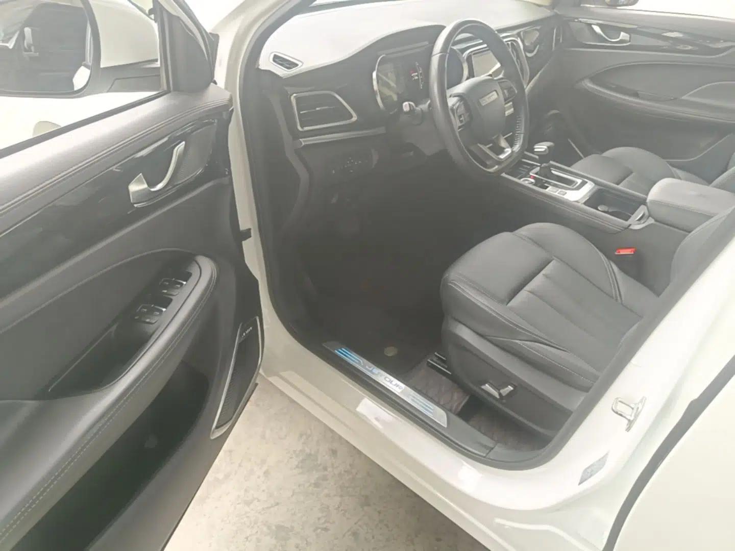JETOUR X90 2019 1.5T DCT Smart Enjoyment Version 5 Seats China VI Standard — миниатюра 18