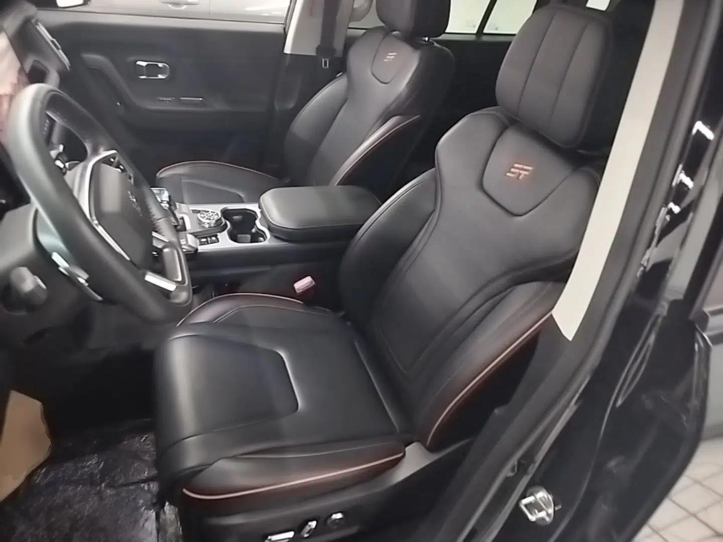 JETOUR Freelander 2025 2.0TD Automatic XWD Conqueror — миниатюра 17