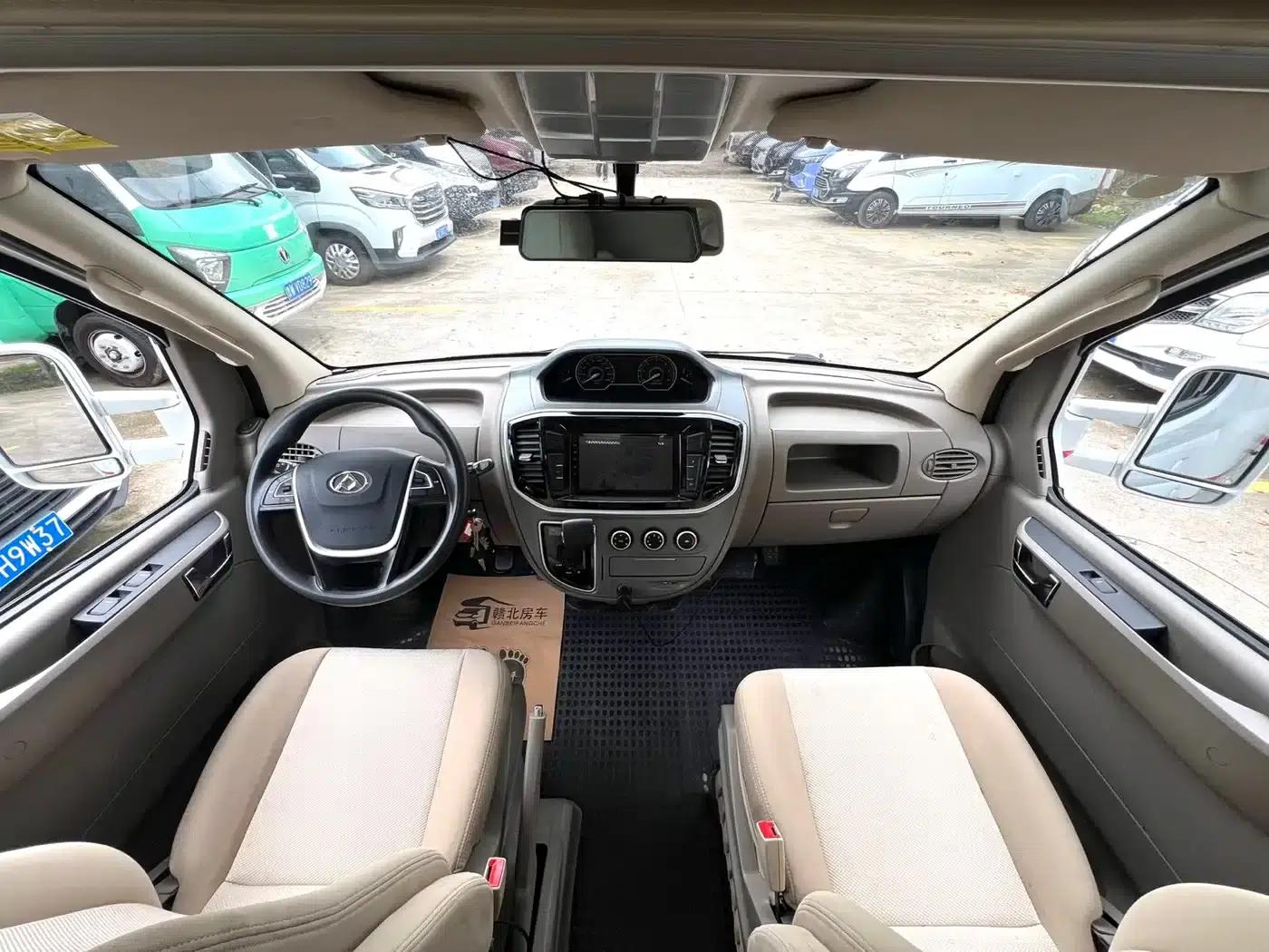SAIC MAXUS V80C Motorhome 2019 Model 2.5T Automatic — миниатюра 2