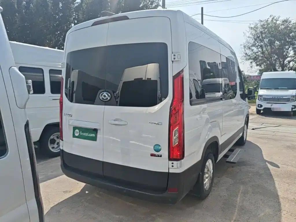 Xintu V90 2024 Smart 2.0T Automatic Front-Wheel Drive Long Wheelbase High Roof Single Rear Tire 6/7 Seats — миниатюра 6
