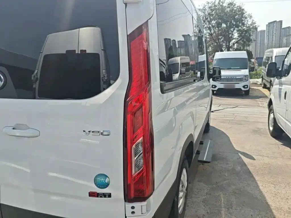 Xintu V90 2024 Smart 2.0T Automatic Front-Wheel Drive Long Wheelbase High Roof Single Rear Tire 6/7 Seats — миниатюра 8