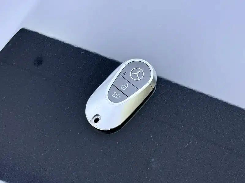 2024 Mercedes-Benz EQE SUV 500 4MATIC Pioneer Edition — миниатюра 11