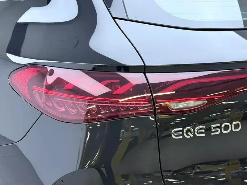 2024 Mercedes-Benz EQE SUV 500 4MATIC Pioneer Edition — миниатюра 13