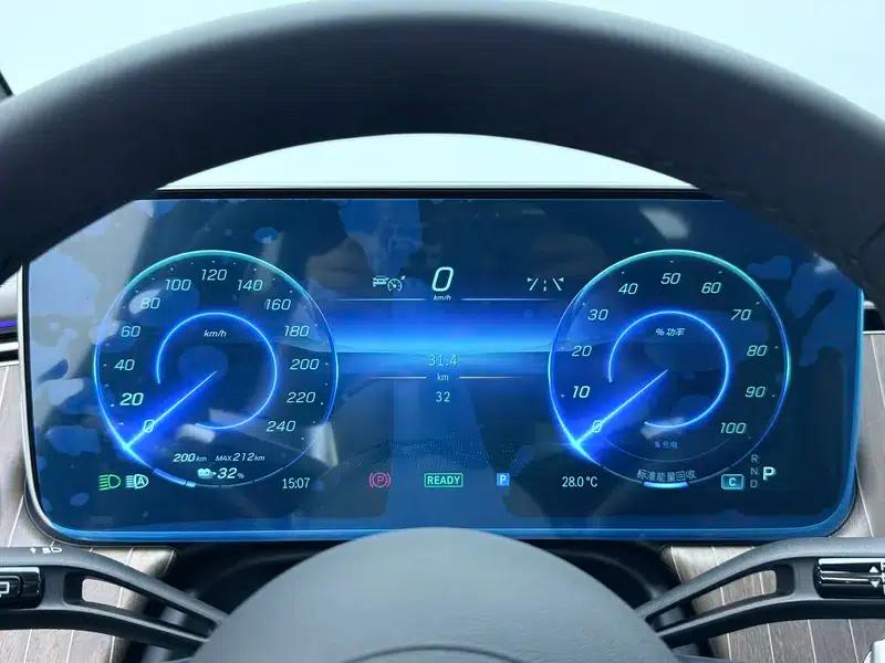 2024 Mercedes-Benz EQE SUV 500 4MATIC Pioneer Edition — миниатюра 15