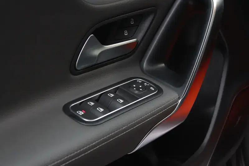 2020 Mercedes-Benz A-Class AMG (Imported) AMG A 35 4MATIC — миниатюра 17