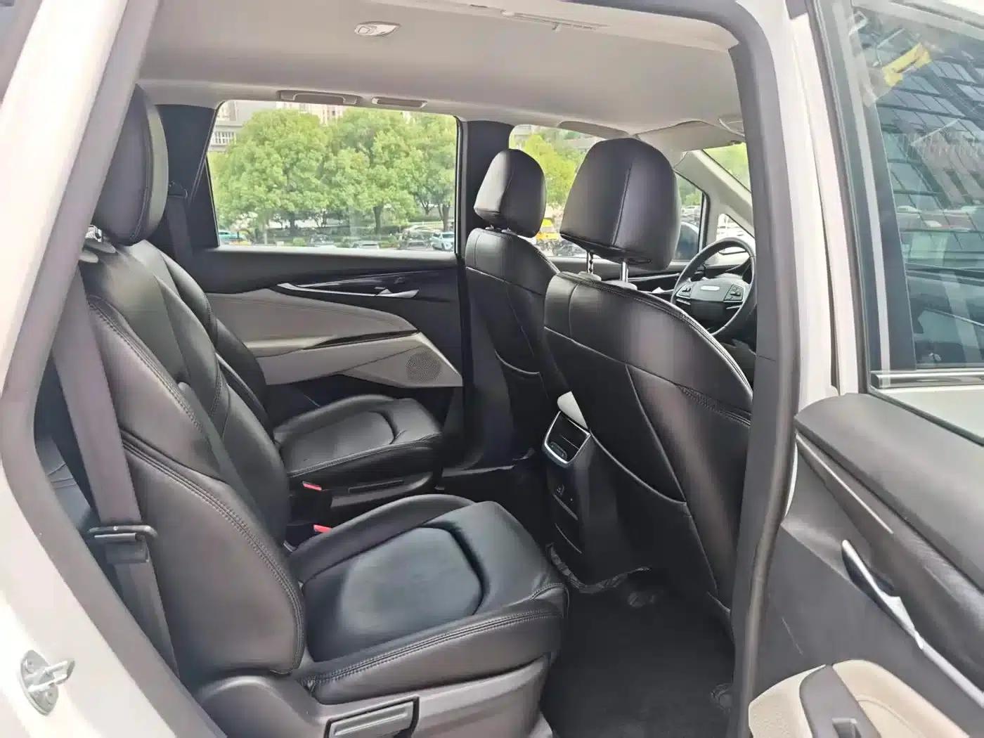 SAIC MAXUS EUNIQ 5 2020 Facelift, Large Battery Capacity Comfort Edition, 7-Seater — миниатюра 11