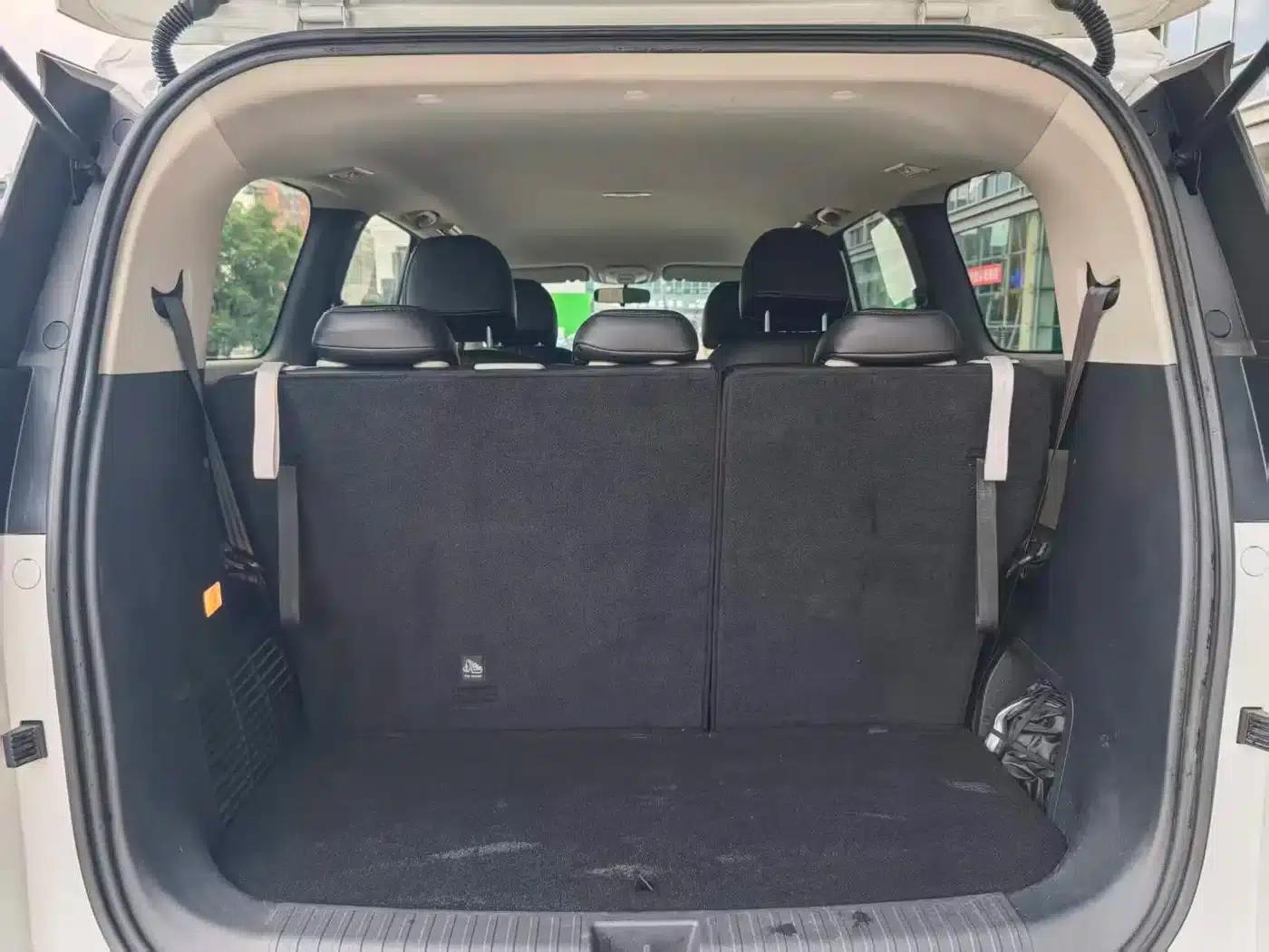 SAIC MAXUS EUNIQ 5 2020 Facelift, Large Battery Capacity Comfort Edition, 7-Seater — миниатюра 13