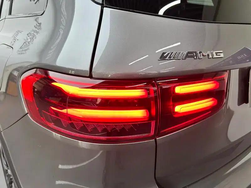 2026 Mercedes-Benz GLB AMG 35 4MATIC — миниатюра 9