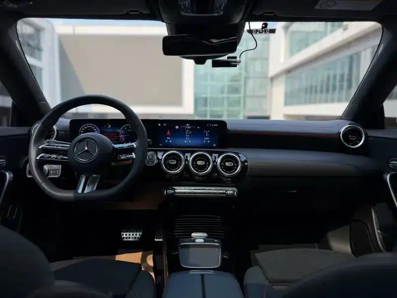 Mercedes-Benz CLA (Imported) 2025 CLA 200 Four-Door Coupe — миниатюра 6