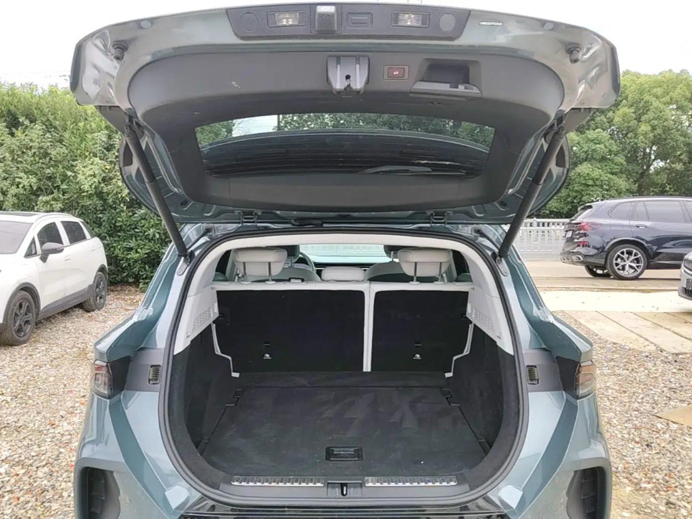 ARCFOX Alpha T 2023 688E+ Forest Edition 160kW — миниатюра 22