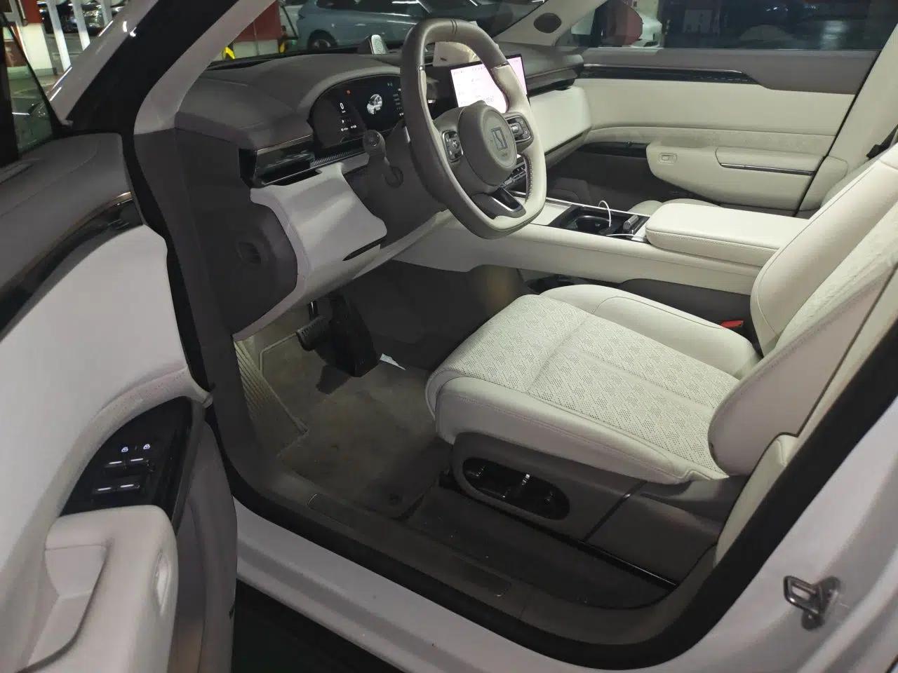 Zeekr 7X 2026 103kWh All-Wheel-Drive Ultra Edition — миниатюра 16