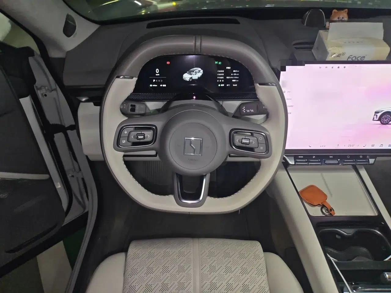 Zeekr 7X 2026 103kWh All-Wheel-Drive Ultra Edition — миниатюра 10