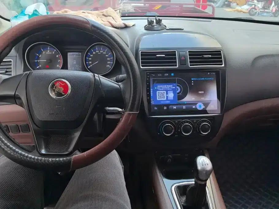 Jingyi X5 2016 1.8T Manual Deluxe Edition — миниатюра 12