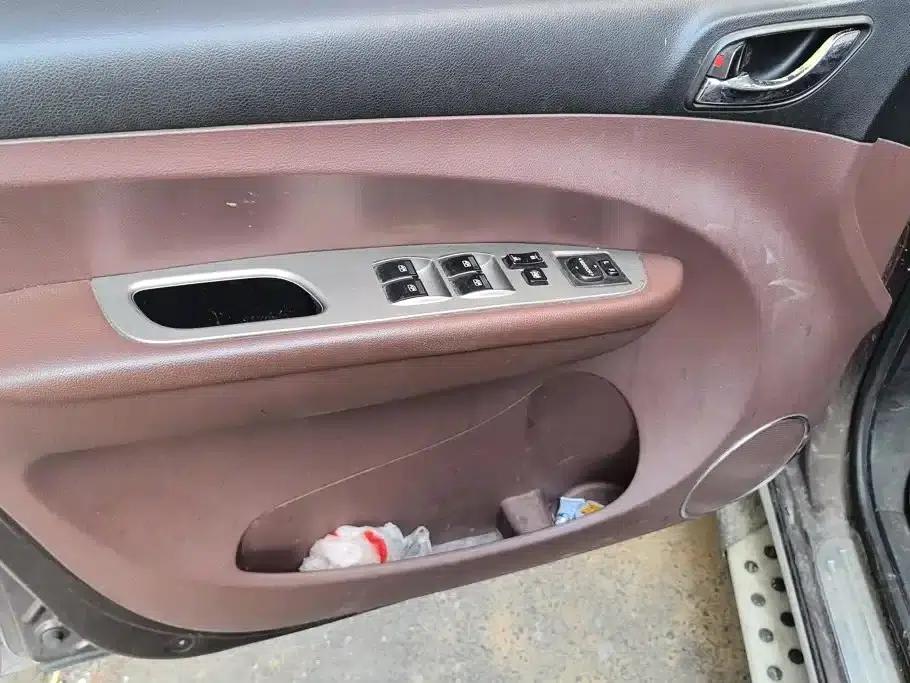 Jingyi X5 2016 1.8T Manual Deluxe Edition — миниатюра 7
