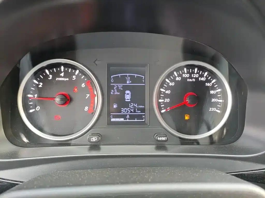 Fengxing T5 2021 1.6L Manual Comfort Model — миниатюра 12