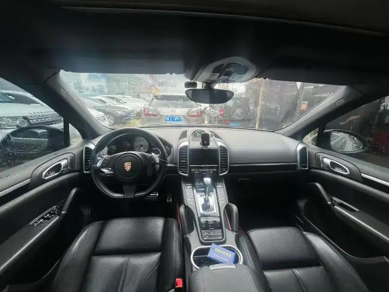 Cayenne 2011 Cayenne S 4.8L — миниатюра 5