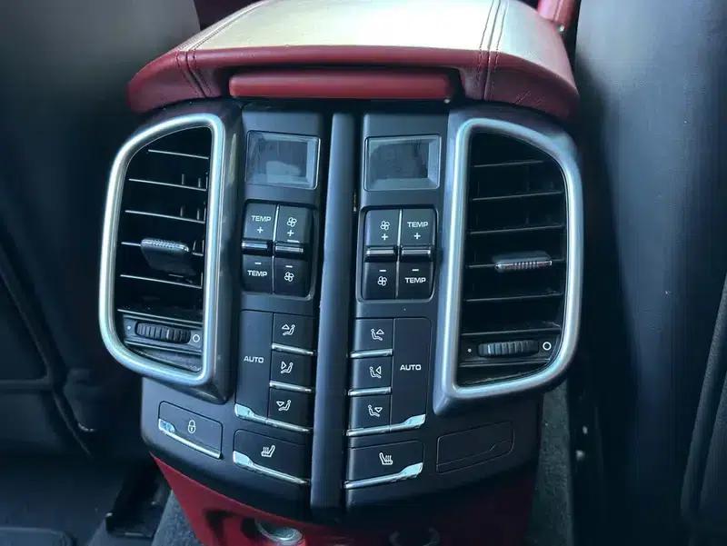Cayenne 2015 Cayenne Turbo 4.8T — миниатюра 6