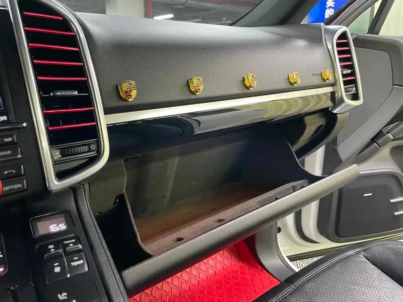 Cayenne 2011 Cayenne S Hybrid 3.0T — миниатюра 16