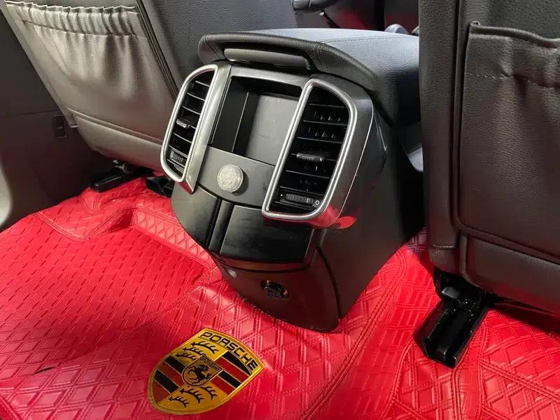 Cayenne 2011 Cayenne S Hybrid 3.0T — миниатюра 17