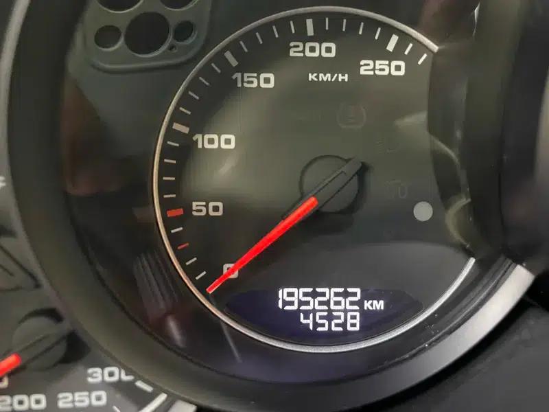 Cayenne 2011 Cayenne S Hybrid 3.0T — миниатюра 26
