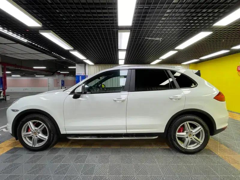 Cayenne 2011 Cayenne S Hybrid 3.0T — миниатюра 4