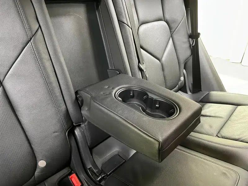 Cayenne 2011 Cayenne S Hybrid 3.0T — миниатюра 37