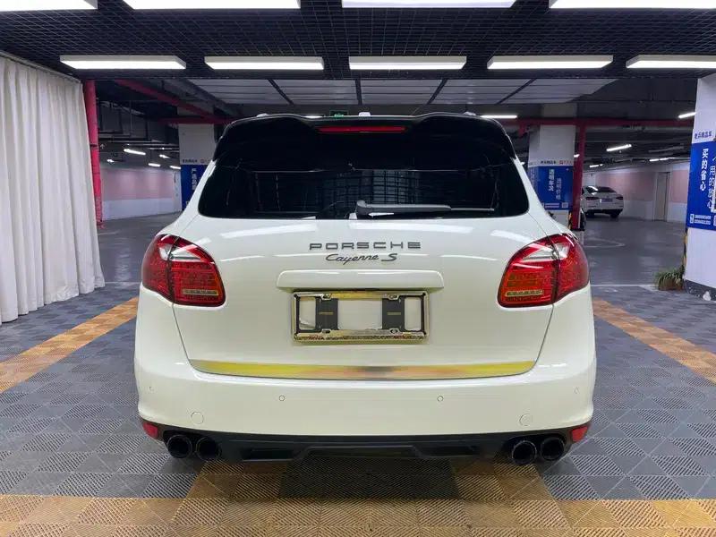 Cayenne 2011 Cayenne S Hybrid 3.0T — миниатюра 6