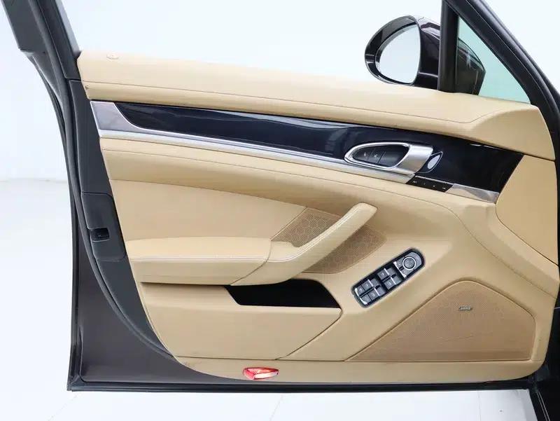 2014 Panamera 4 Executive 3.0T — миниатюра 26